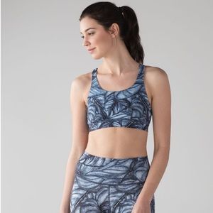 Lululemon Energy Bra (Nulux) Size 8.